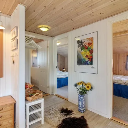 Fiene - 300m From The Sea By Interhome